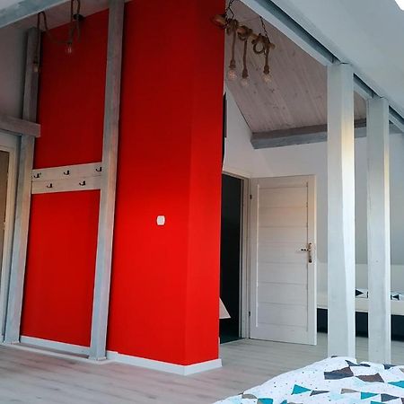 Apartament Witkacego Czerwony Słupsk Kültér fotó